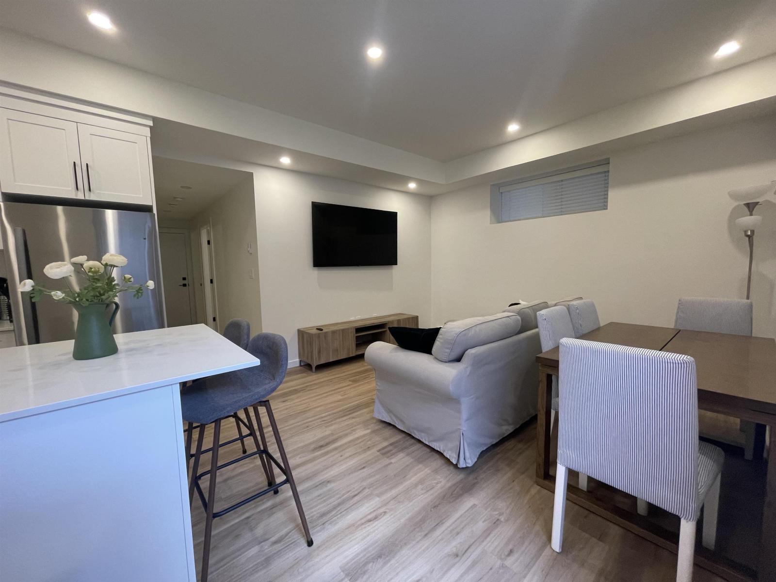 House in Langley - Image 2
