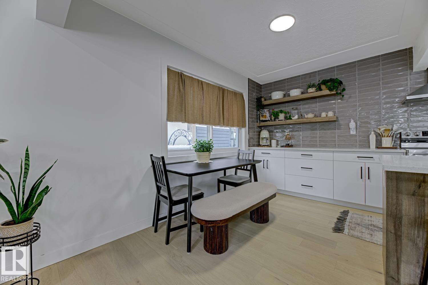 6823 98 AV NW, Edmonton