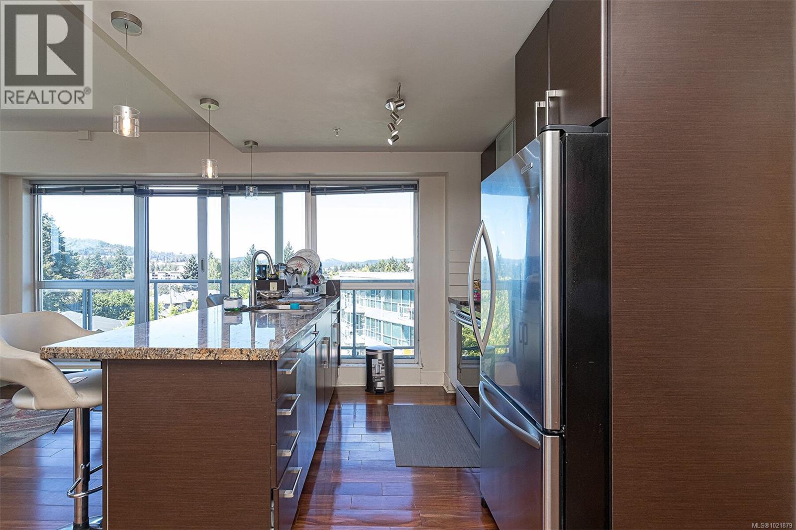 624 2745 Veterans Memorial Pkwy, Langford