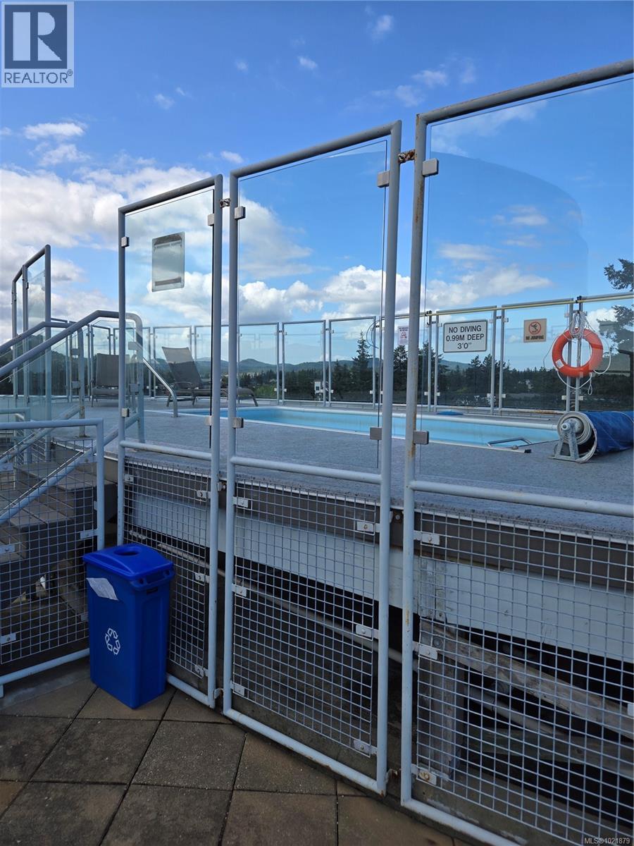 624 2745 Veterans Memorial Pkwy, Langford