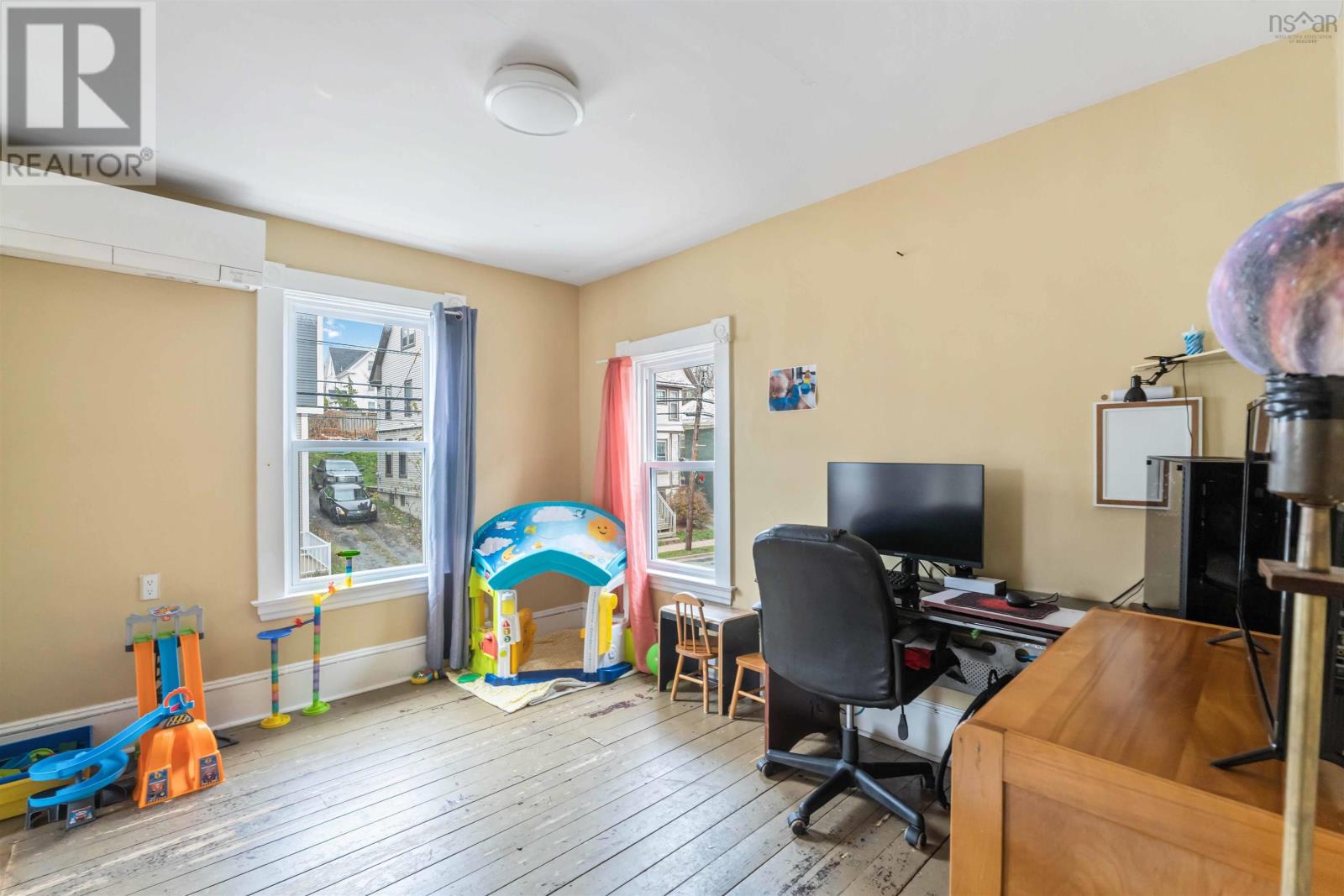 Property 14 of 26 of 260 Gerrish Street