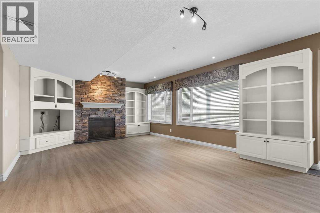 Single Family House for Sale in  Springborough Green SW Springbank Hill Calgary 