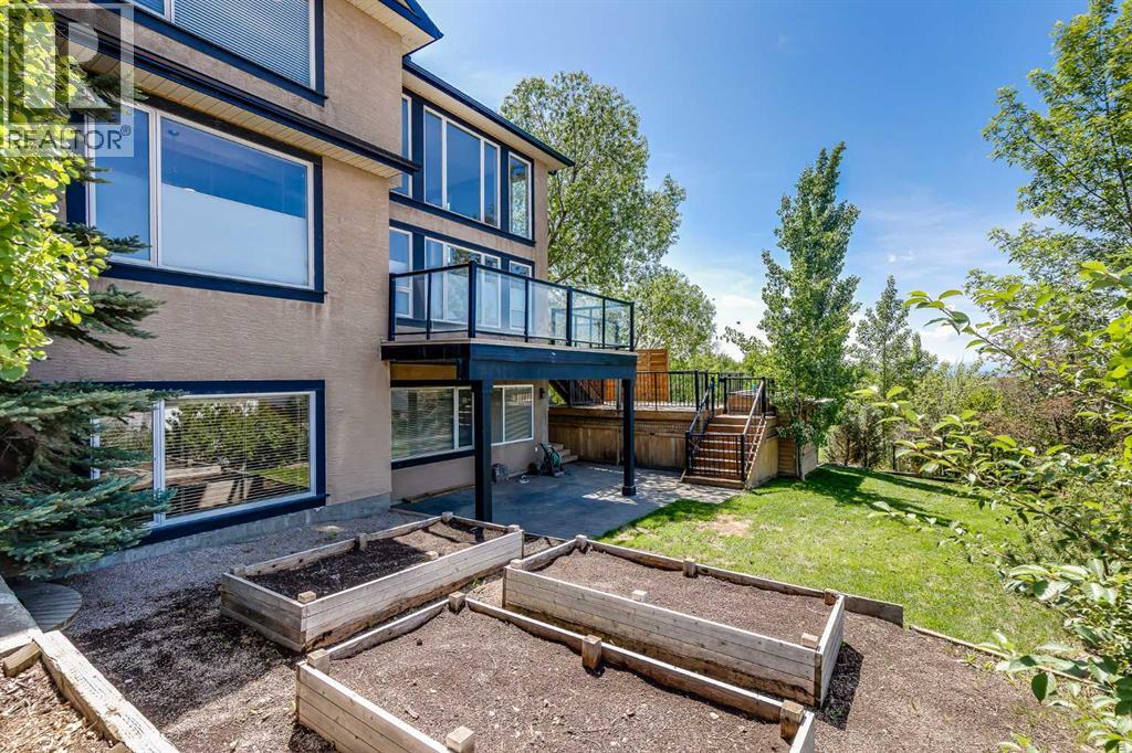 Single Family House for Sale in  Springborough Green SW Springbank Hill Calgary 