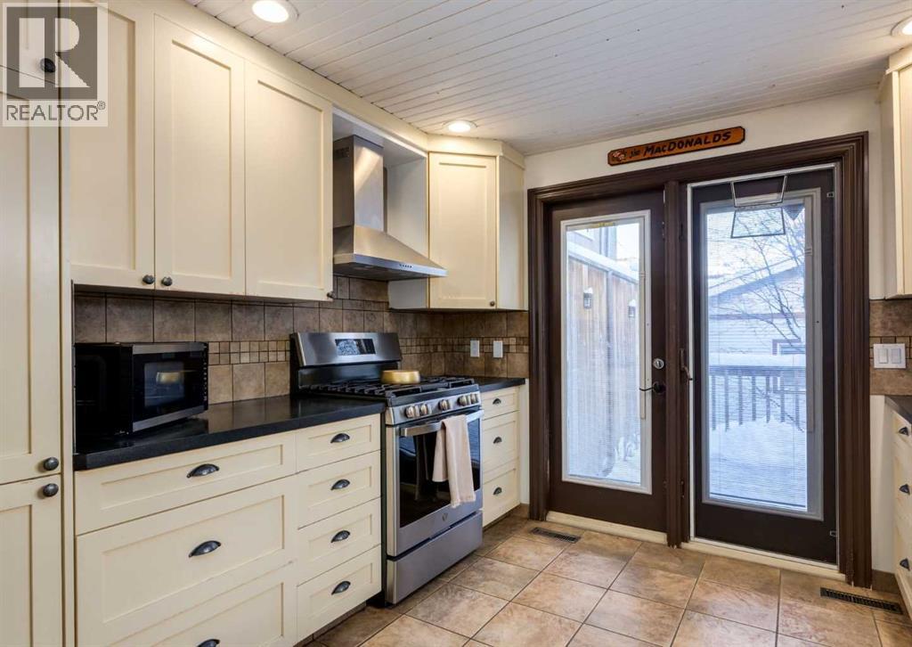 Single Family House for Sale in B  Avenue NE Tuxedo Park Calgary 