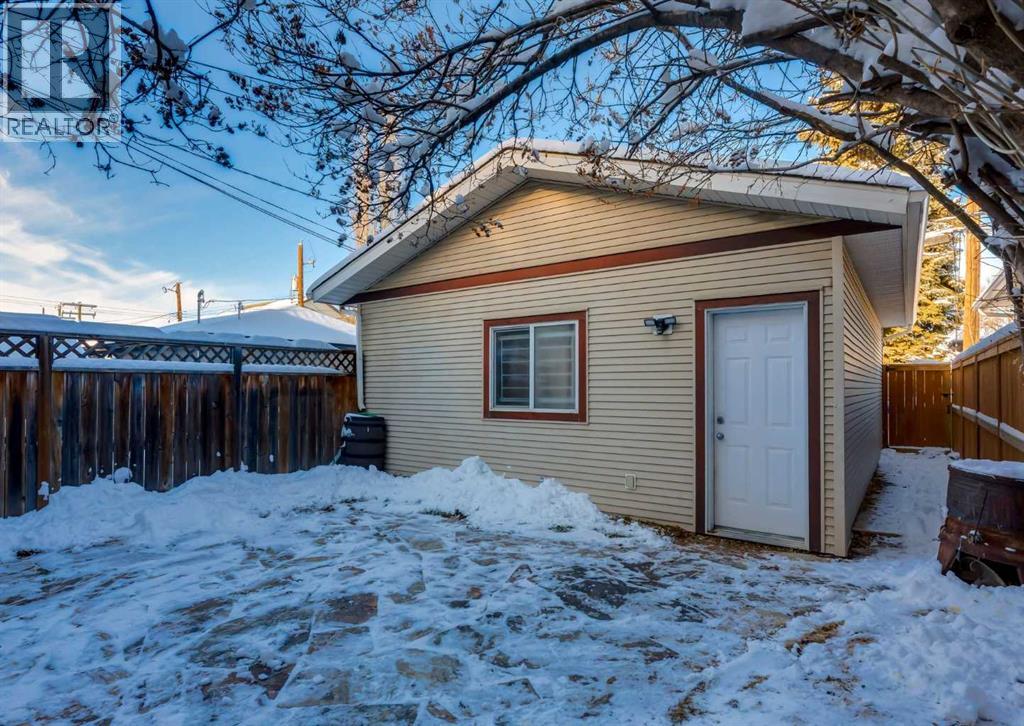 Single Family House for Sale in B  Avenue NE Tuxedo Park Calgary 