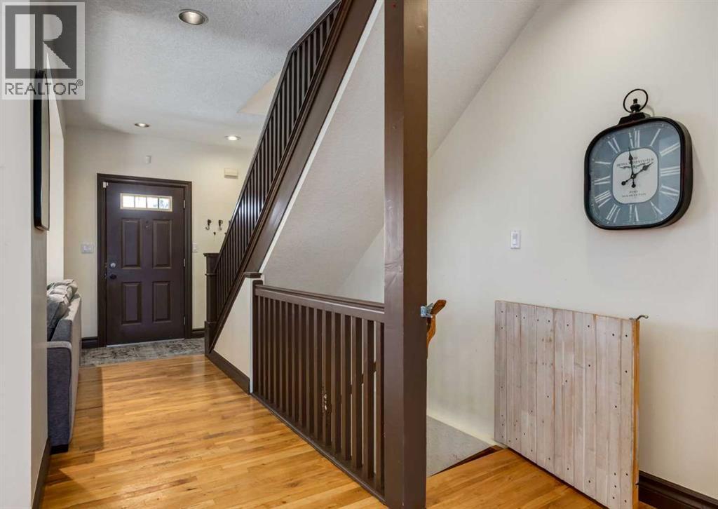 Single Family House for Sale in B  Avenue NE Tuxedo Park Calgary 