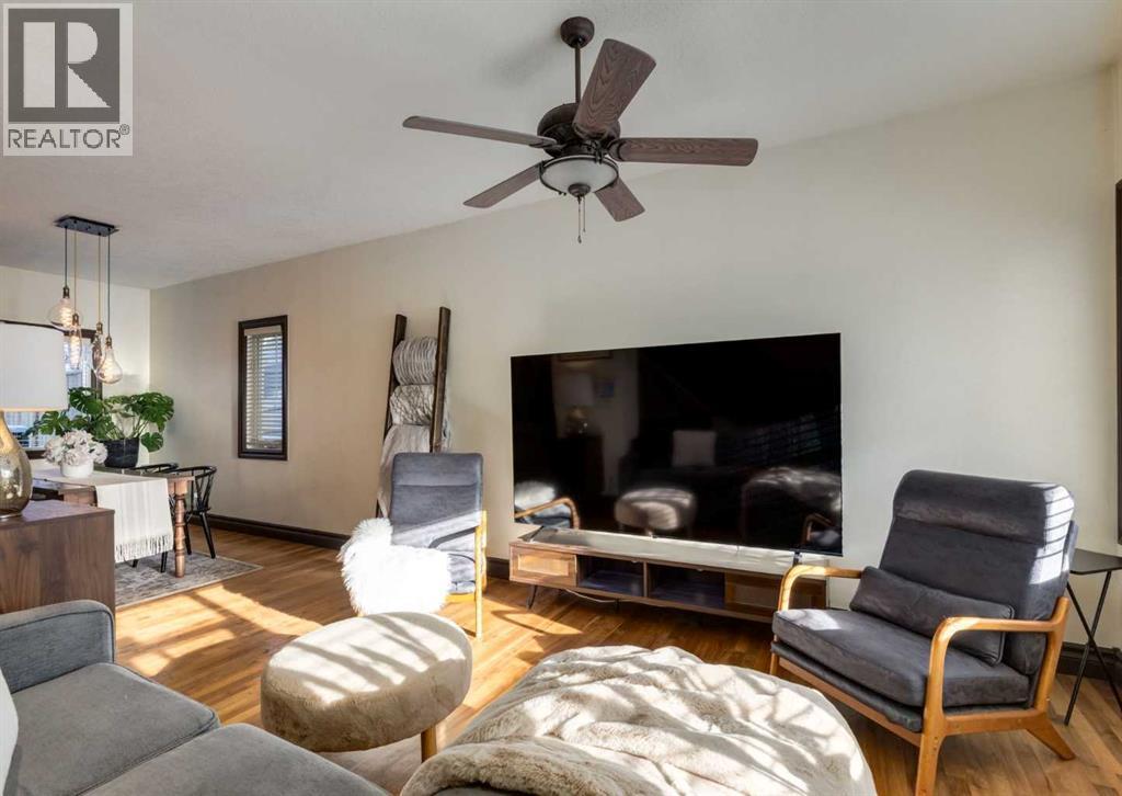 Single Family House for Sale in B  Avenue NE Tuxedo Park Calgary 