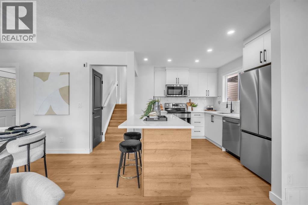 Single Family House 4 Level for Sale in   Avenue NE Pineridge Calgary 