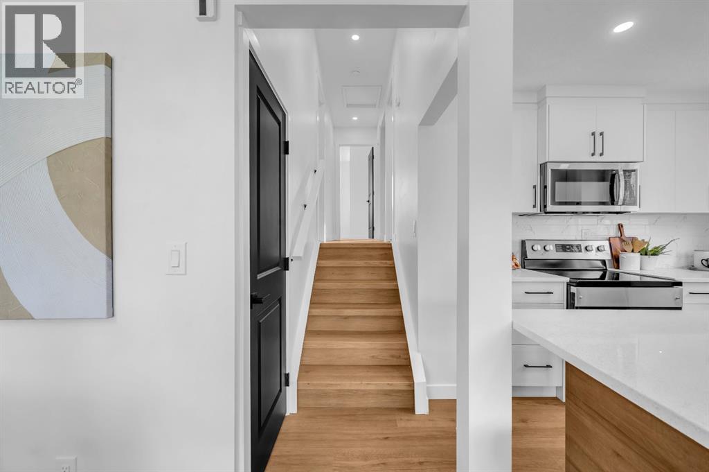 Single Family House 4 Level for Sale in   Avenue NE Pineridge Calgary 