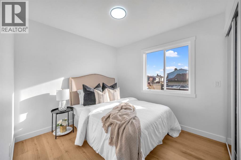 Single Family House 4 Level for Sale in   Avenue NE Pineridge Calgary 