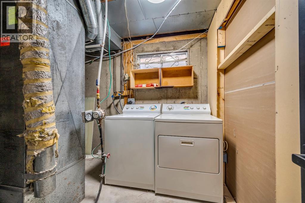 Single Family House 4 Level for Sale in   Avenue NE Pineridge Calgary 