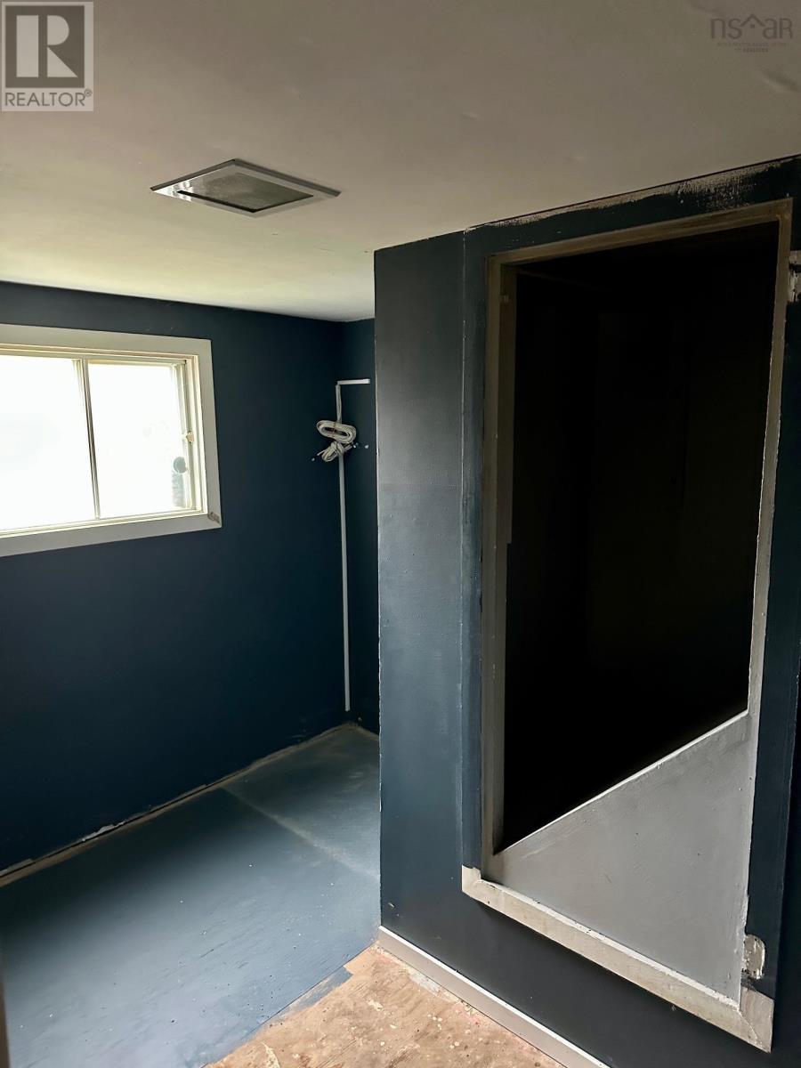 Property 23 of 24 of 84 Chambers Road