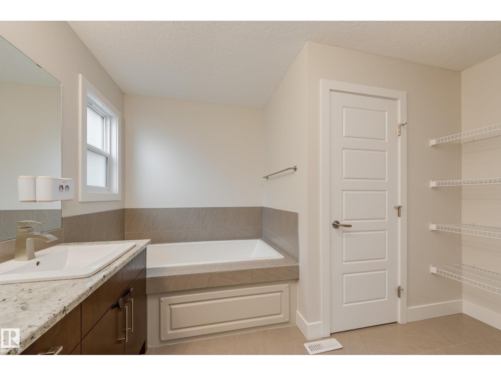 1036 ALLENDALE CR, Sherwood Park