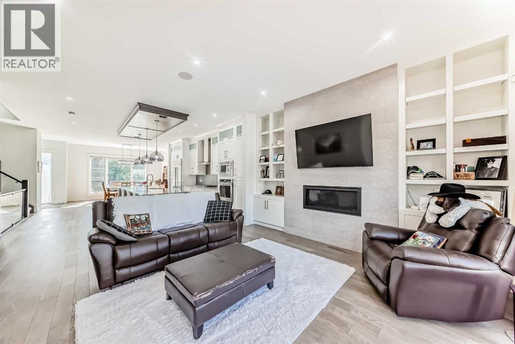 Single Family House for Sale in   Avenue NE Tuxedo Park Calgary 