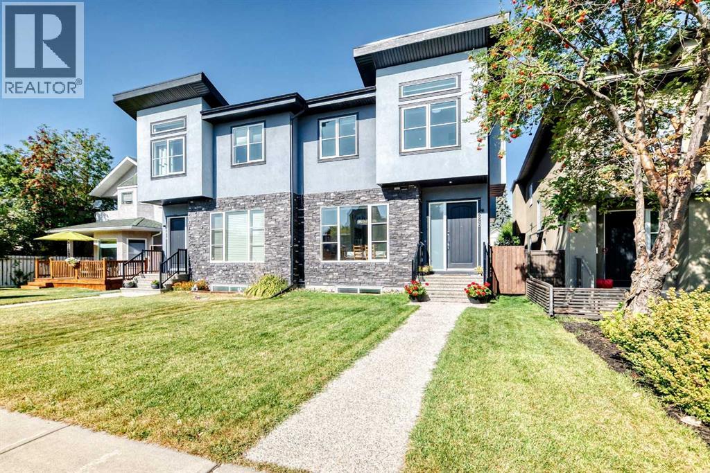 Single Family House for Sale in   Avenue NE Tuxedo Park Calgary 