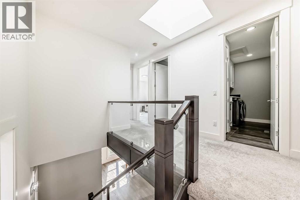 Single Family House for Sale in   Avenue NE Tuxedo Park Calgary 