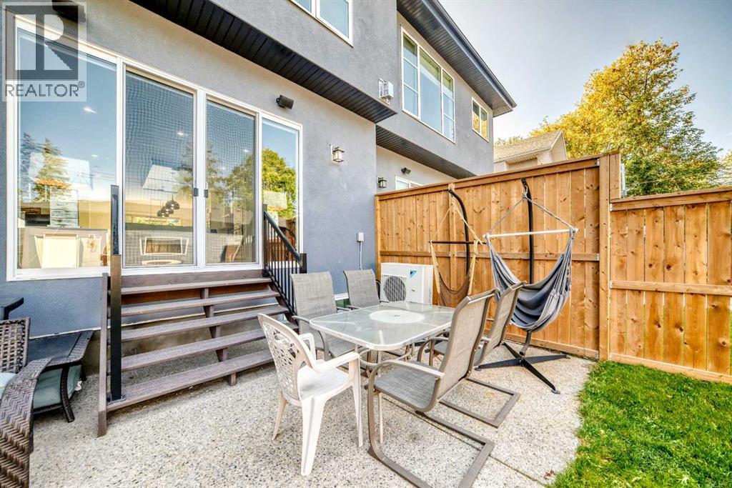 Single Family House for Sale in   Avenue NE Tuxedo Park Calgary 
