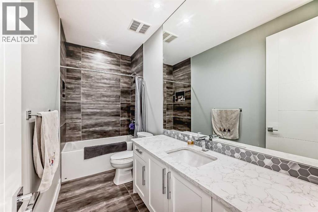 Single Family House for Sale in   Avenue NE Tuxedo Park Calgary 