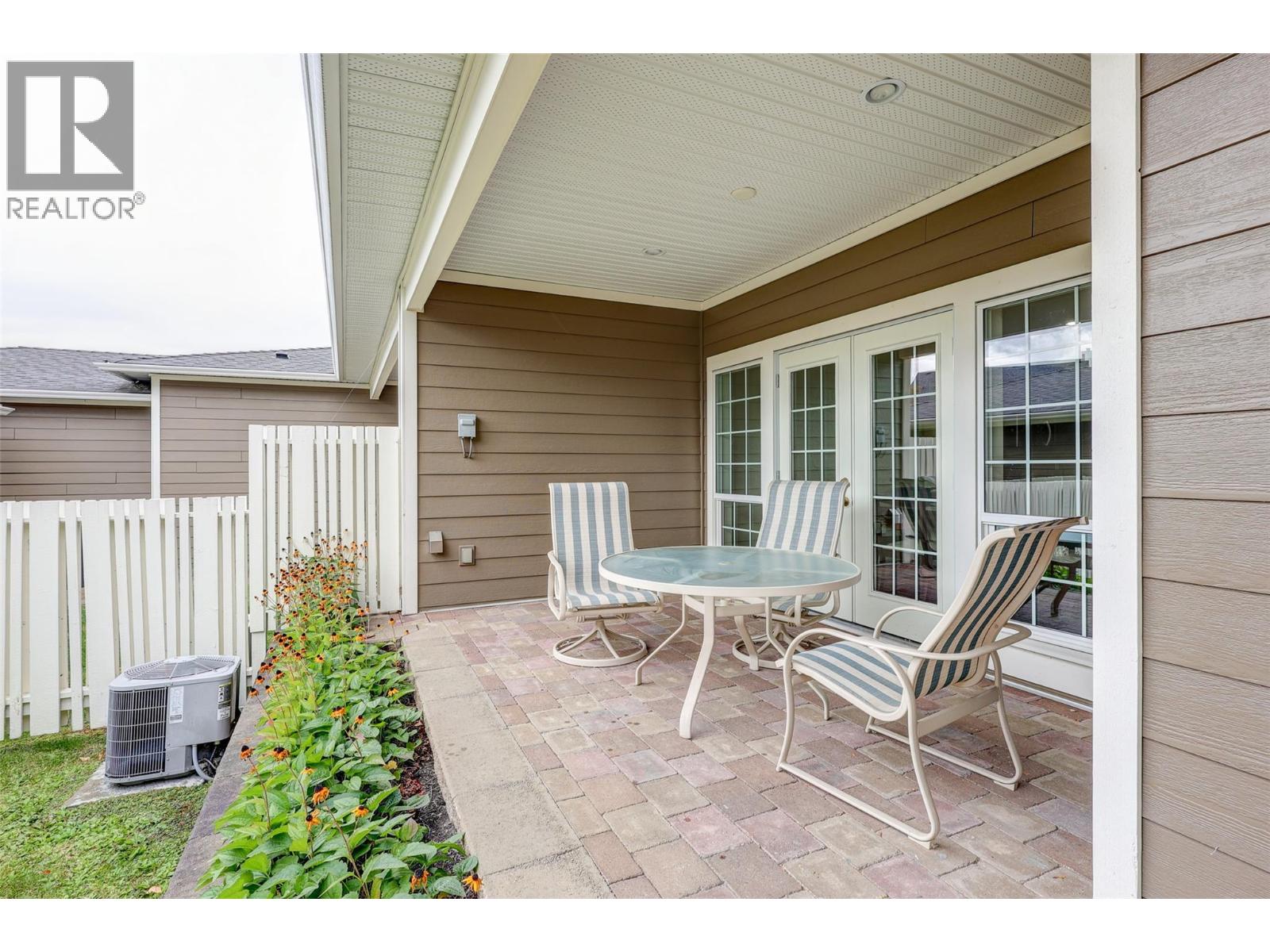 6 328 Providence Avenue, Kelowna