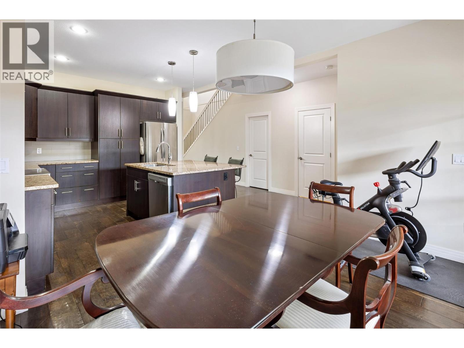 6 328 Providence Avenue, Kelowna