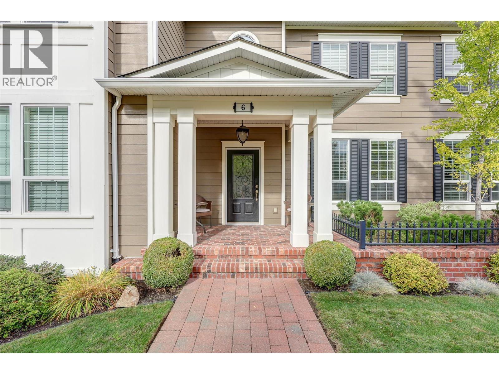 6 328 Providence Avenue, Kelowna