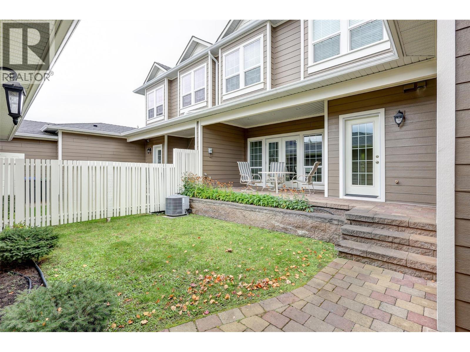 6 328 Providence Avenue, Kelowna