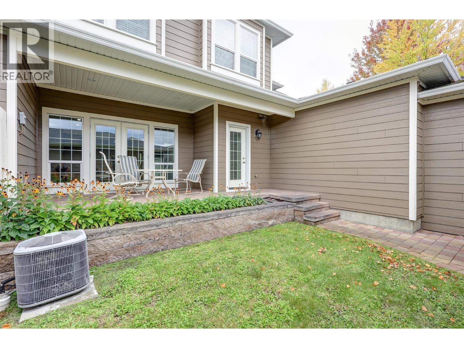 6 328 Providence Avenue, Kelowna