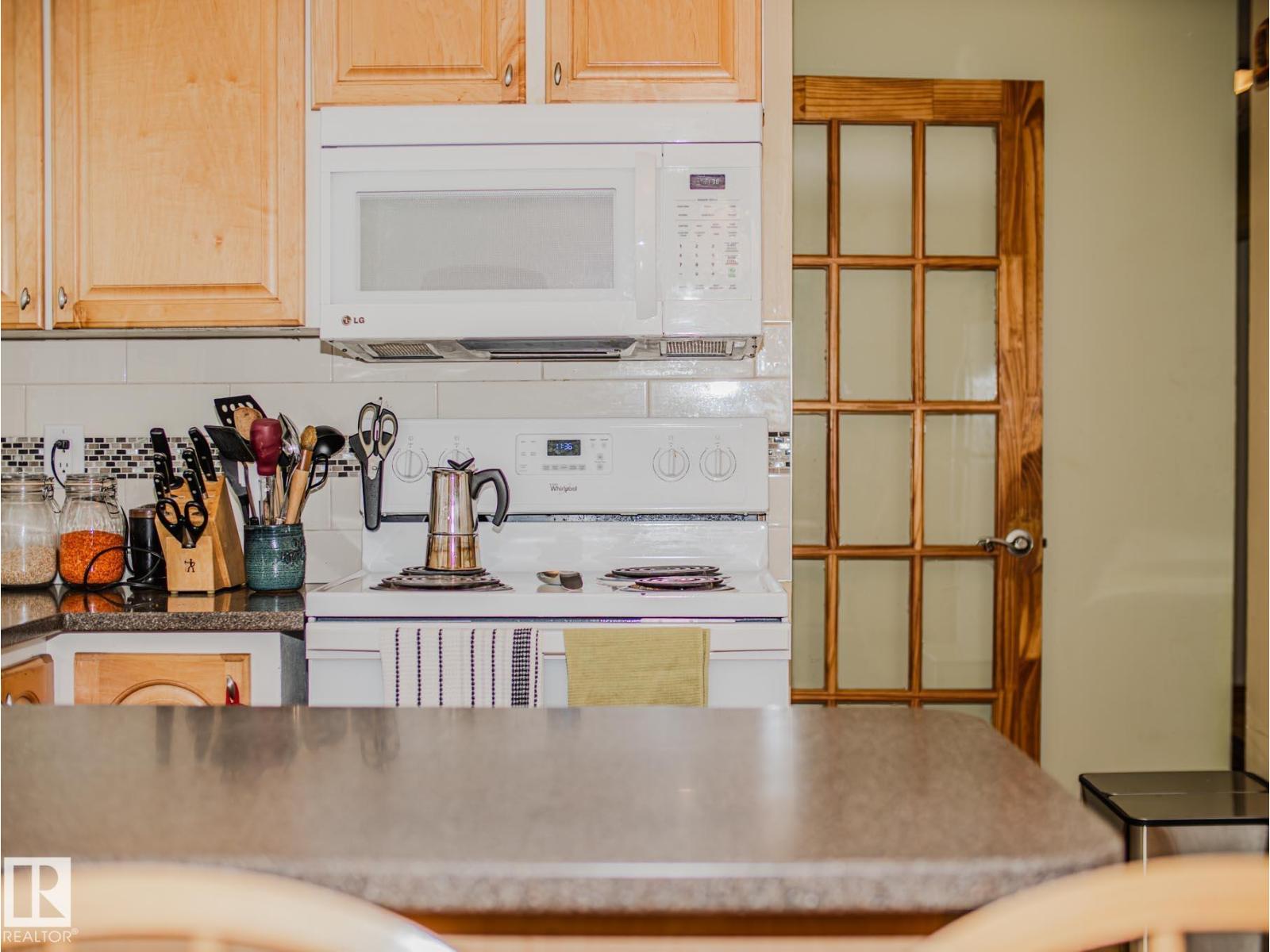 15212 60 ST NW, Edmonton