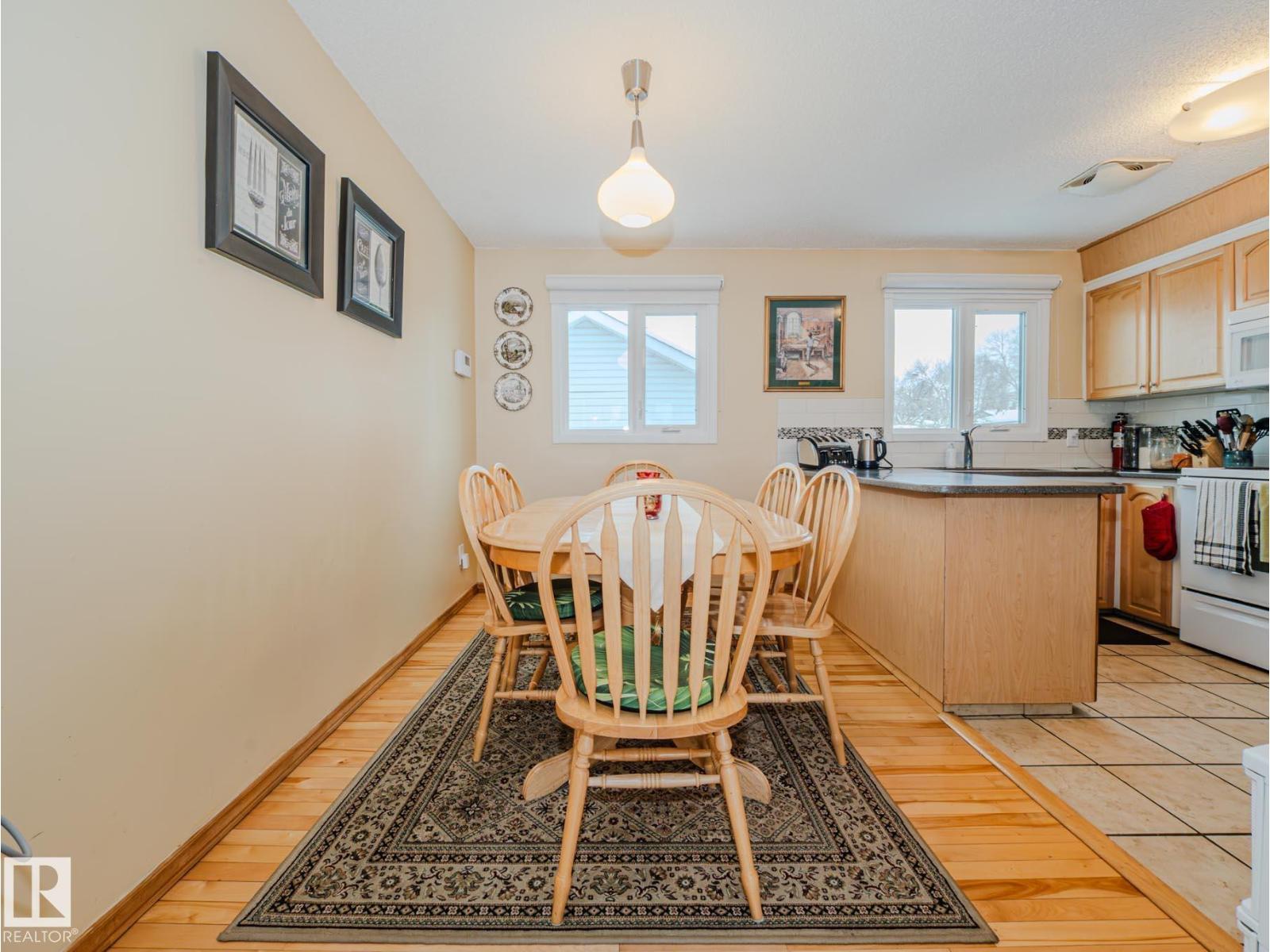 15212 60 ST NW, Edmonton