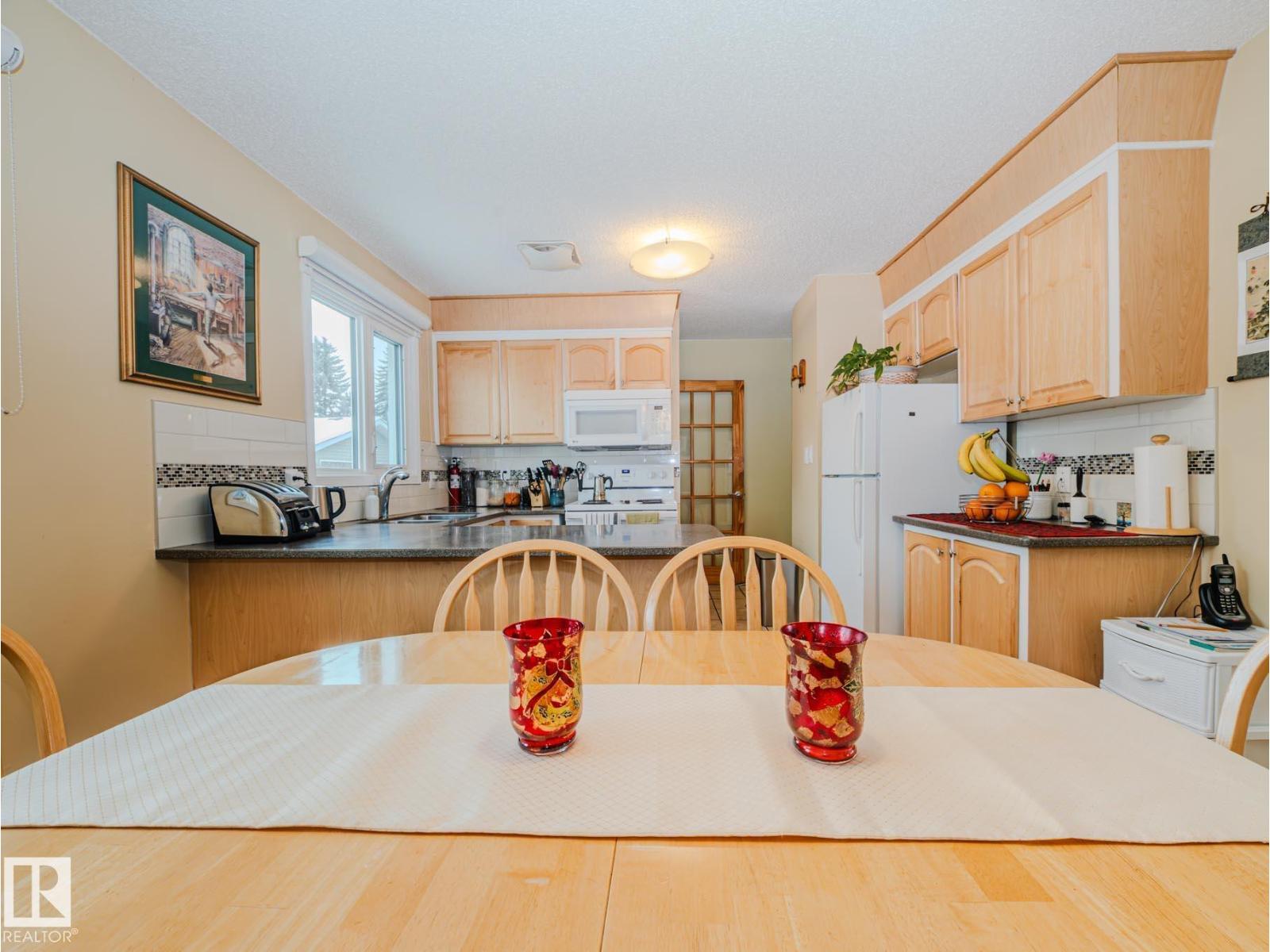 15212 60 ST NW, Edmonton