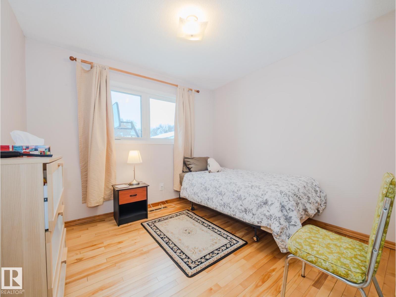 15212 60 ST NW, Edmonton