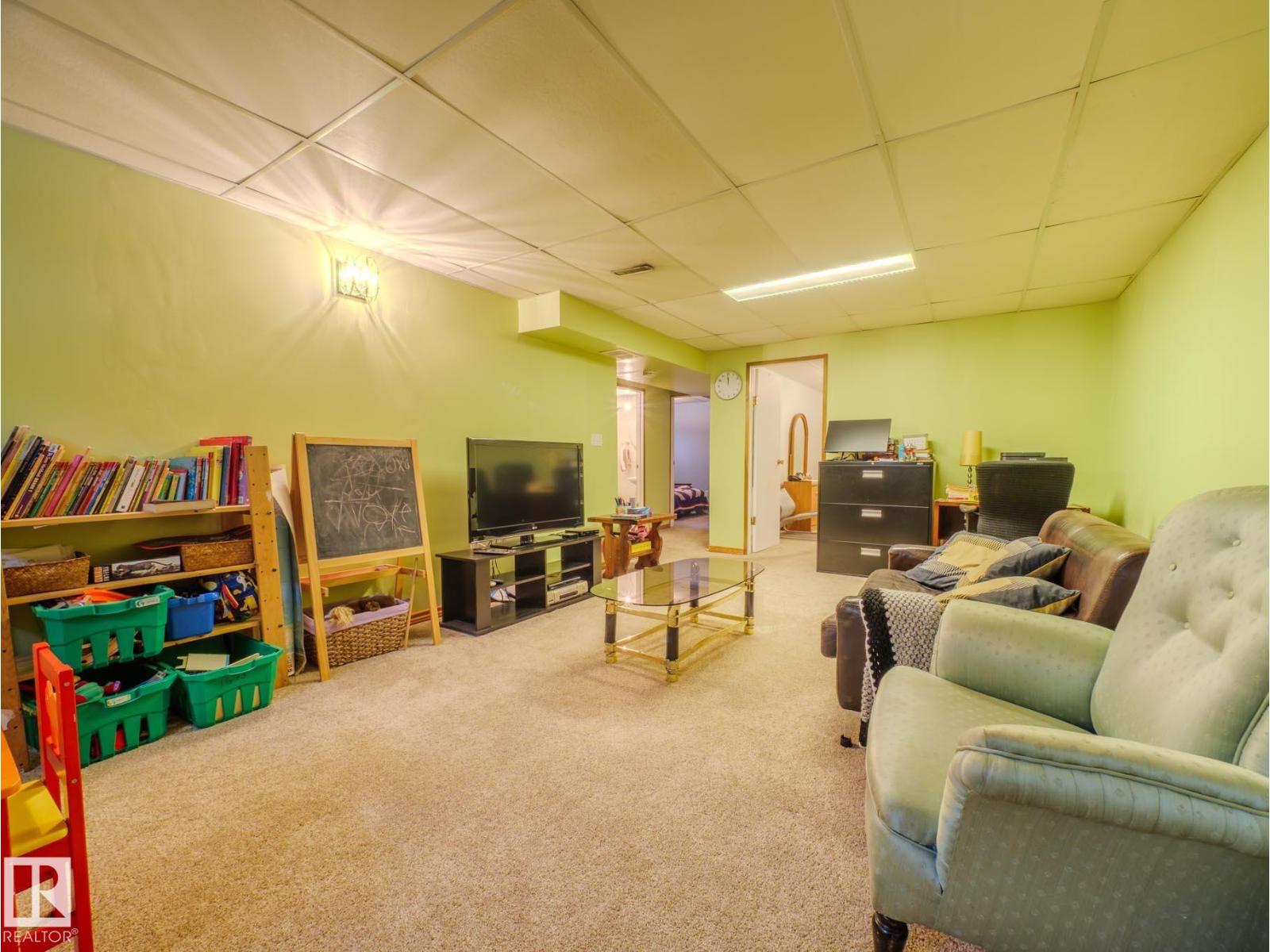 15212 60 ST NW, Edmonton