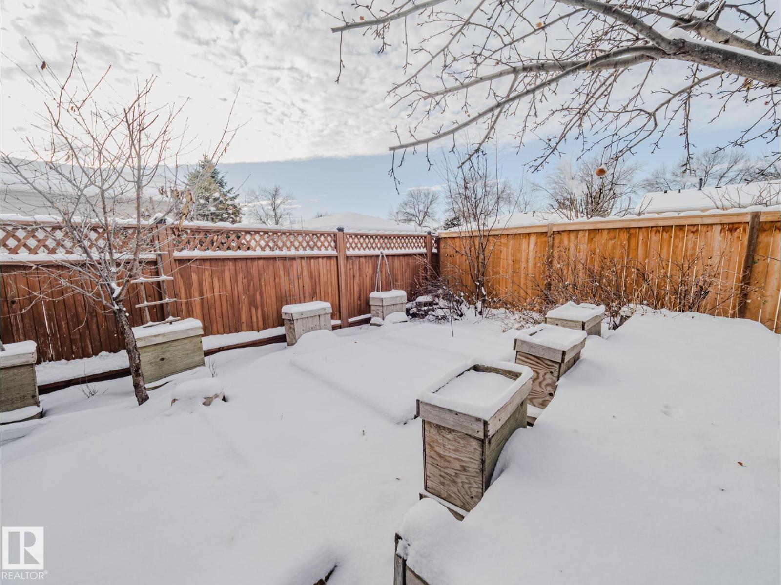 15212 60 ST NW, Edmonton