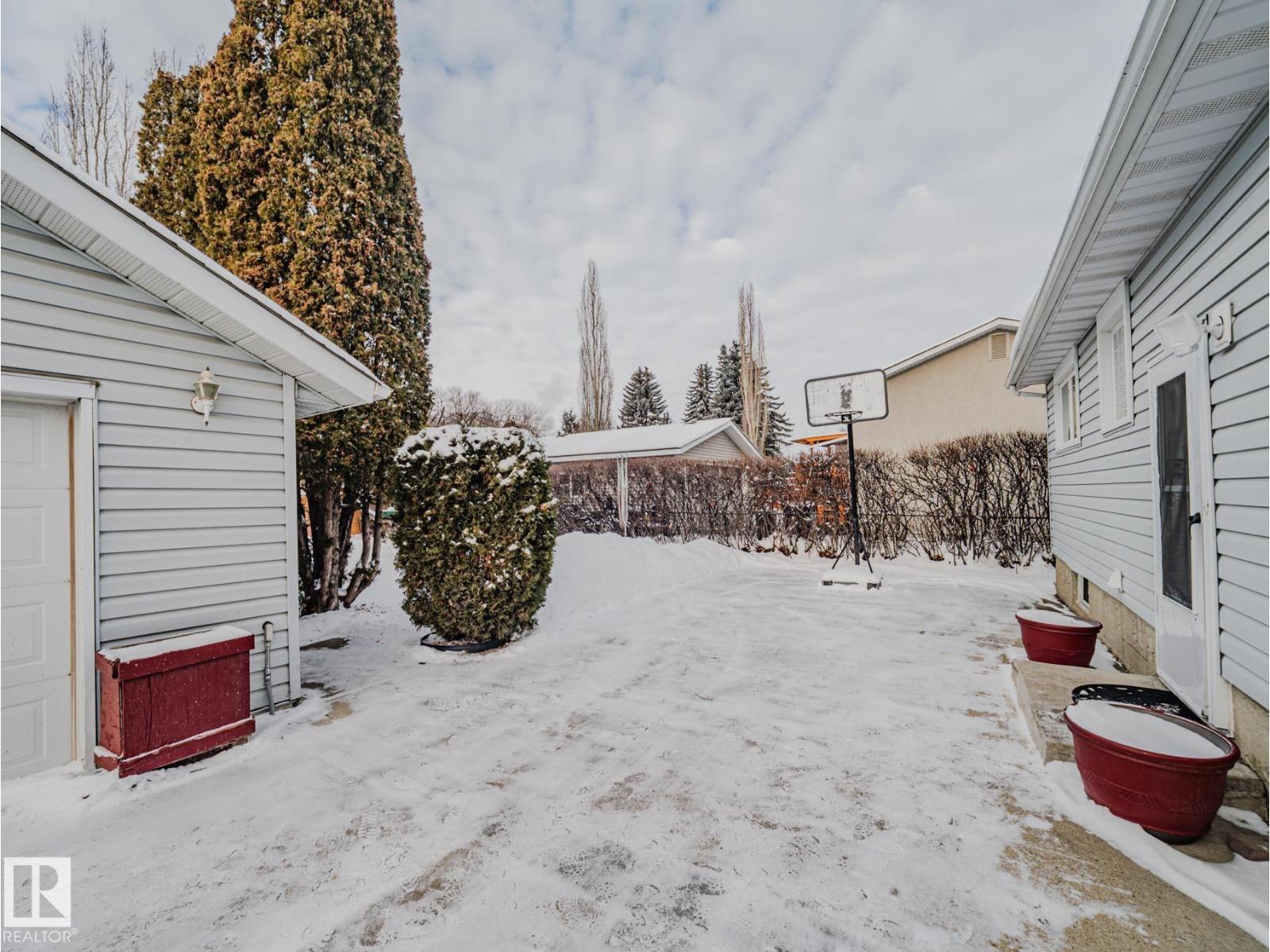 15212 60 ST NW, Edmonton