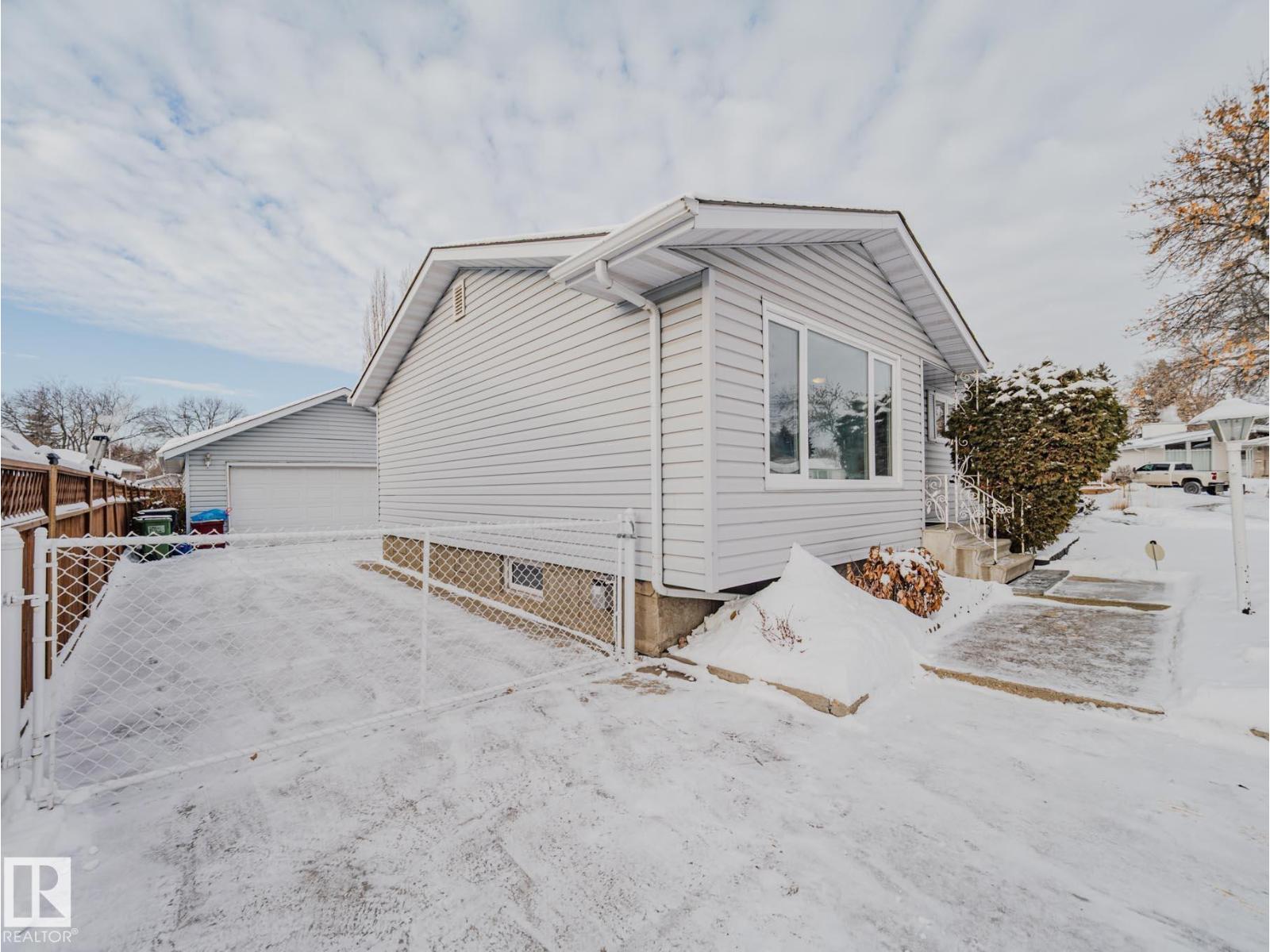 15212 60 ST NW, Edmonton