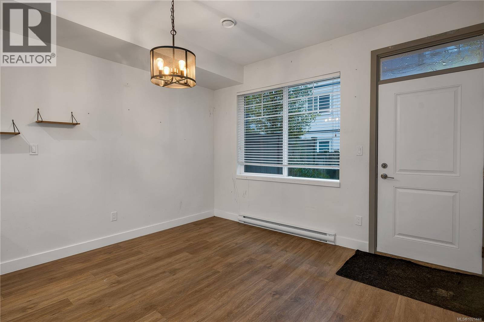 4 796 Island Hwy S, Campbell River