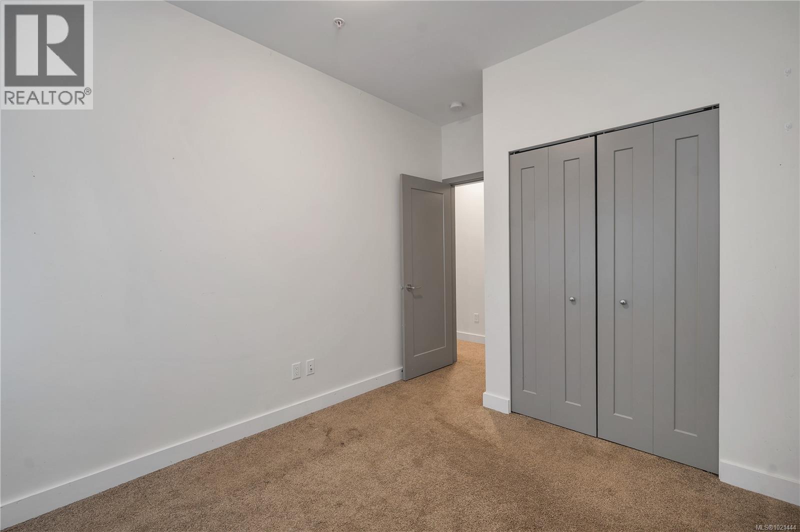 4 796 Island Hwy S, Campbell River