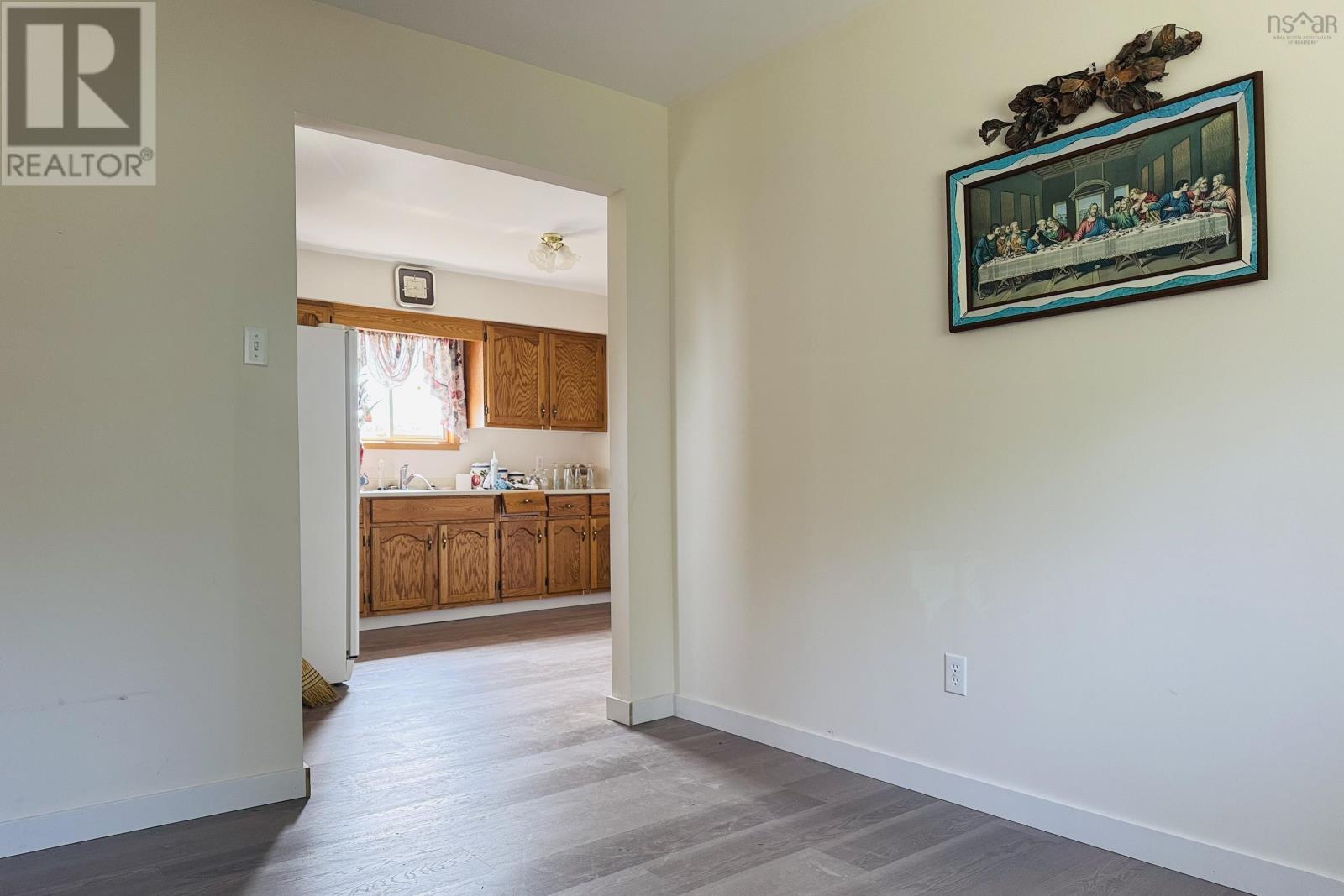 Property 6 of 20 of 8013 Highway 209