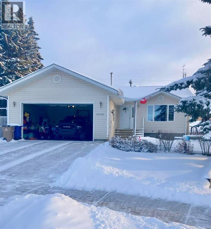 10205 103 Avenue, Lac La Biche