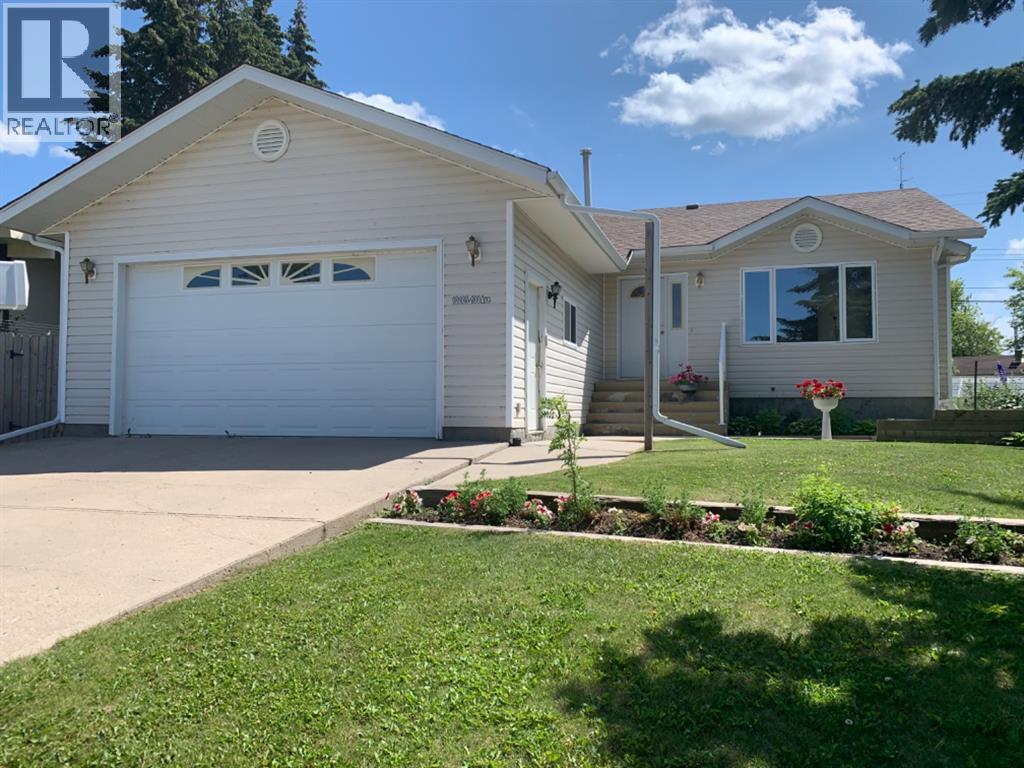 10205 103 Avenue, Lac La Biche