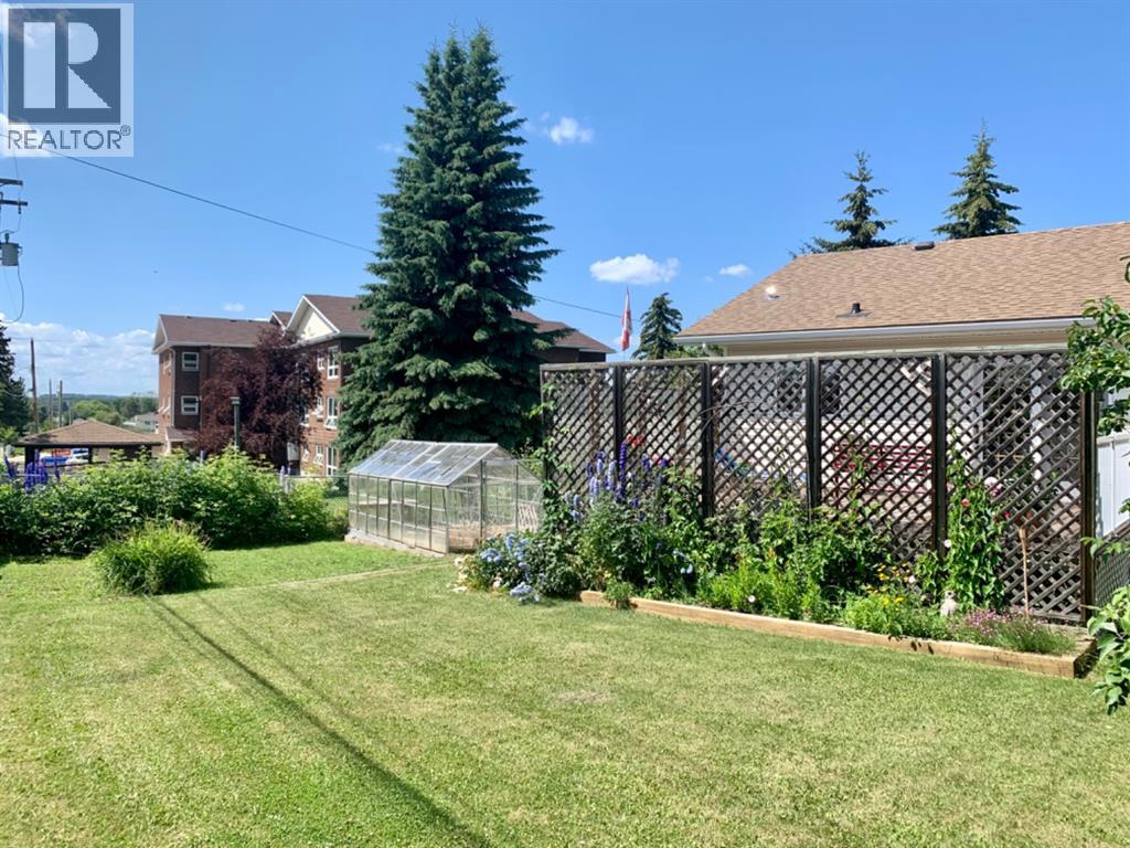 10205 103 Avenue, Lac La Biche