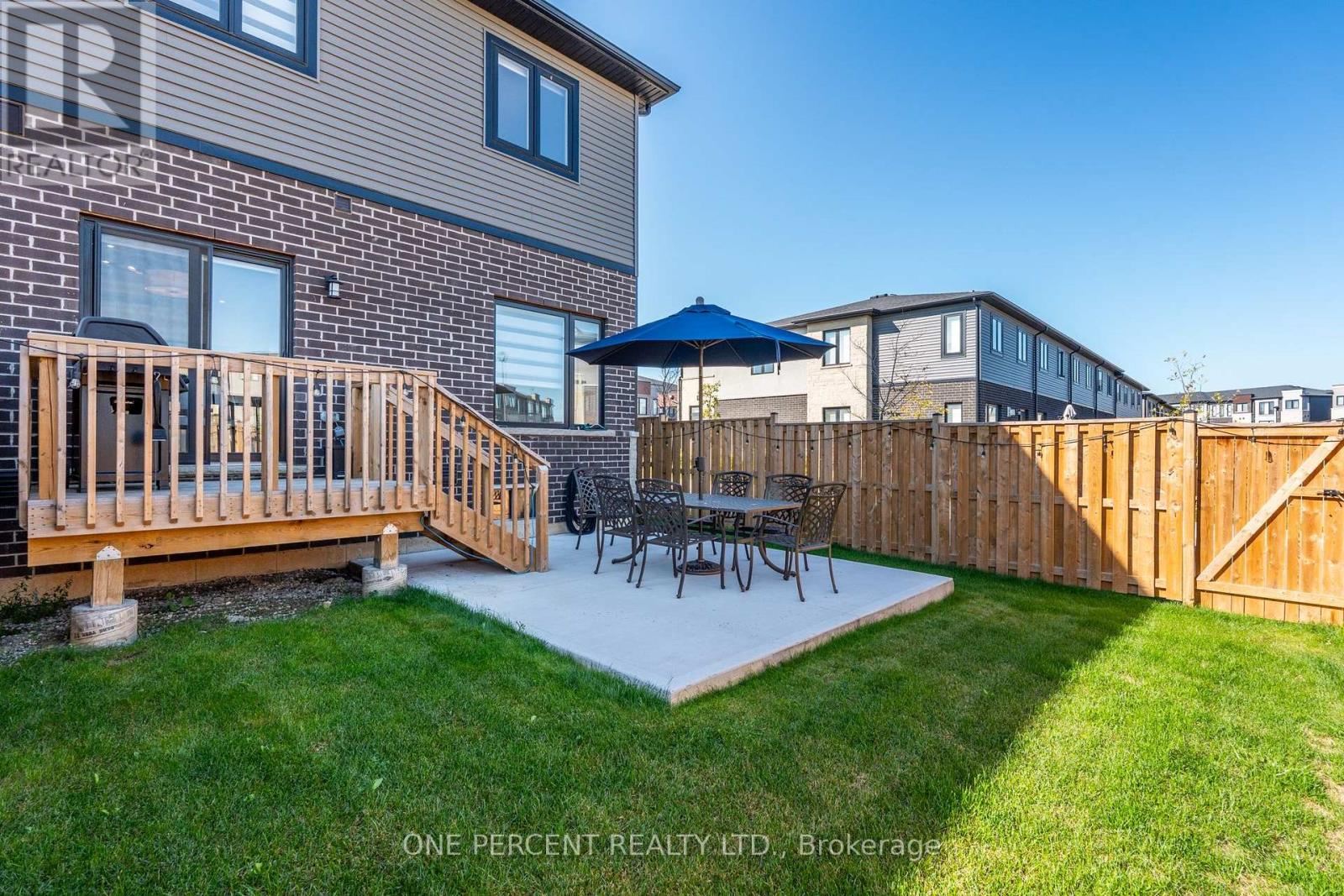 Single Family House for Sale in  SOUTHAM LANE Hamilton (Mountview) 