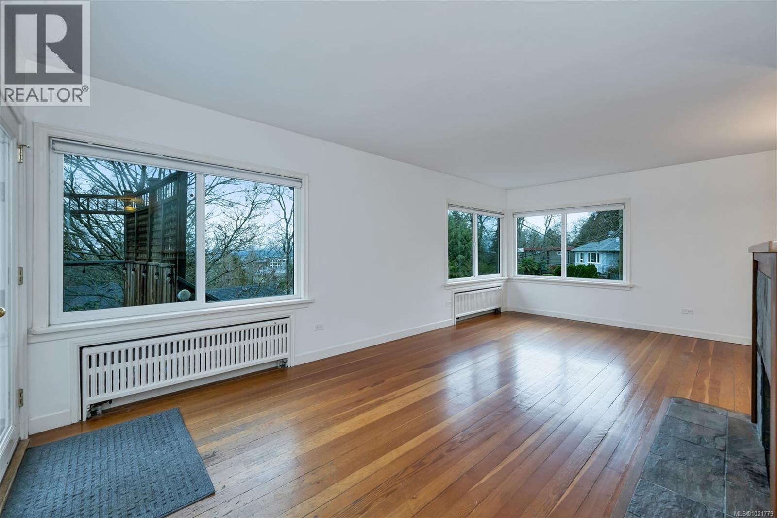  1181 Clovelly Terrace, Saanich