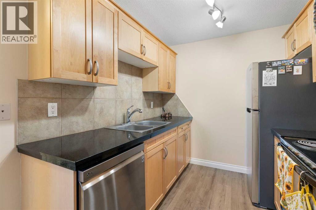 Single Family House for Sale in    Street SW Canyon Meadows Calgary 