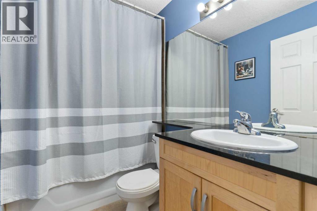 Single Family House for Sale in    Street SW Canyon Meadows Calgary 