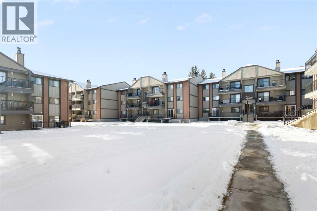 Single Family House for Sale in    Street SW Canyon Meadows Calgary 