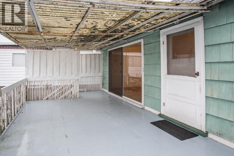 11 HYTHE AVENUE, Burnaby