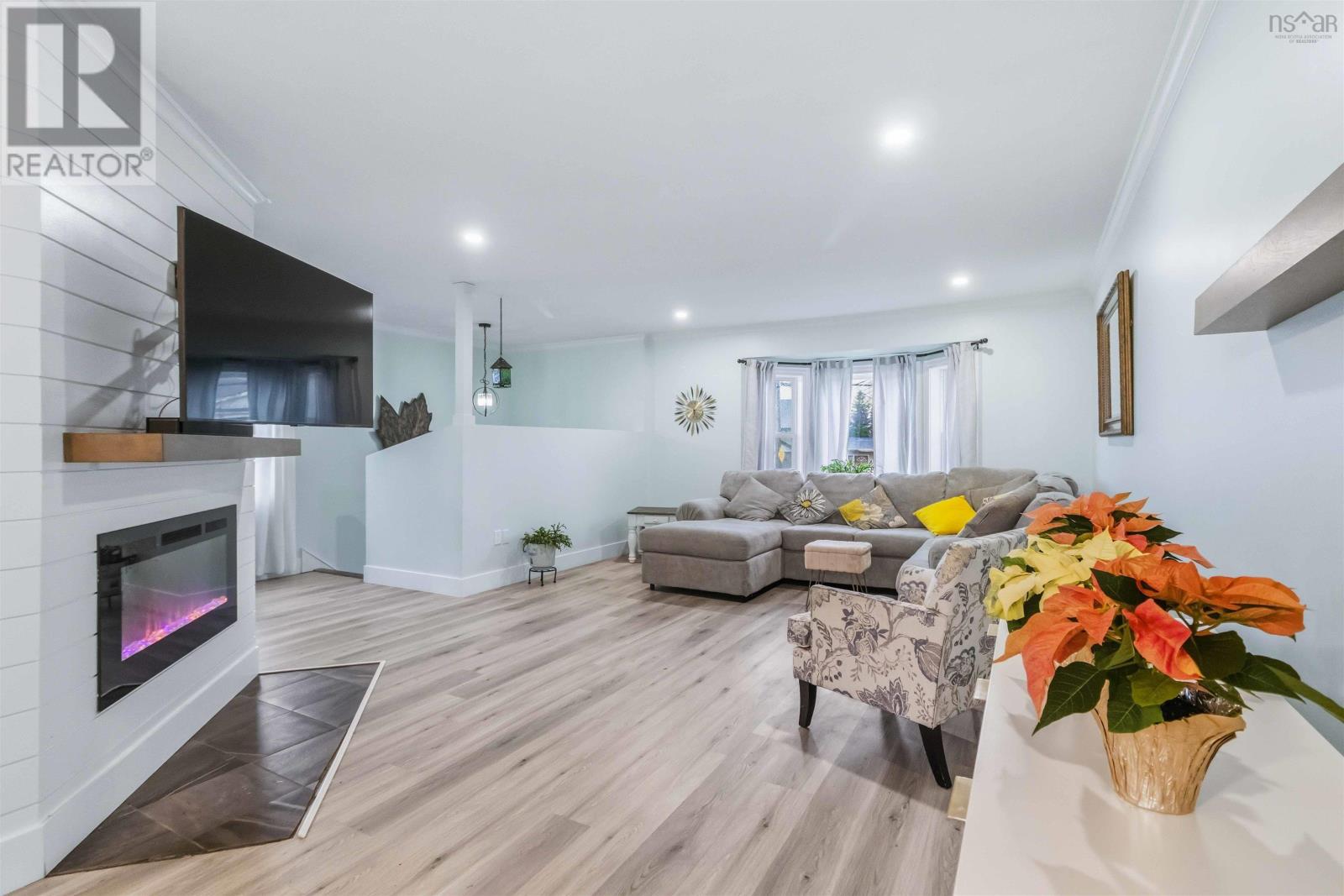 Property 5 of 21 of 10 Thorncrest Court