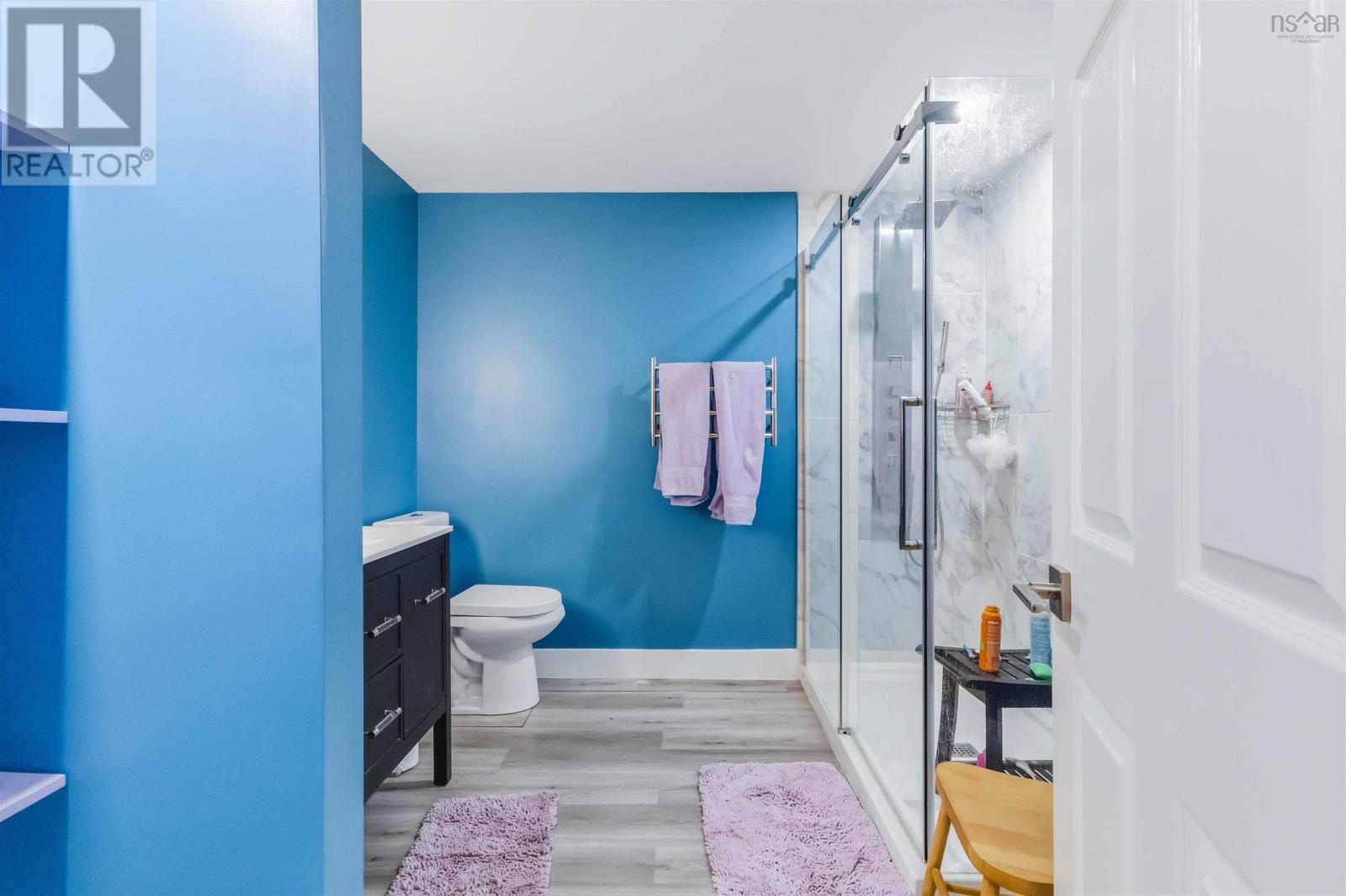 Property 13 of 21 of 10 Thorncrest Court