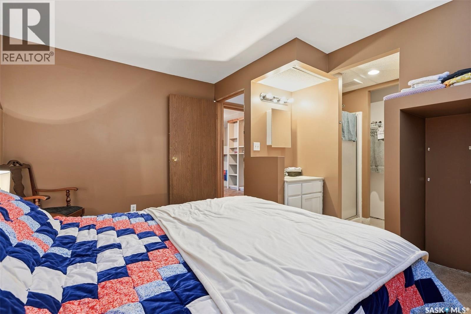 Single Family House for Sale in  Sylvian WAY Saskatoon 